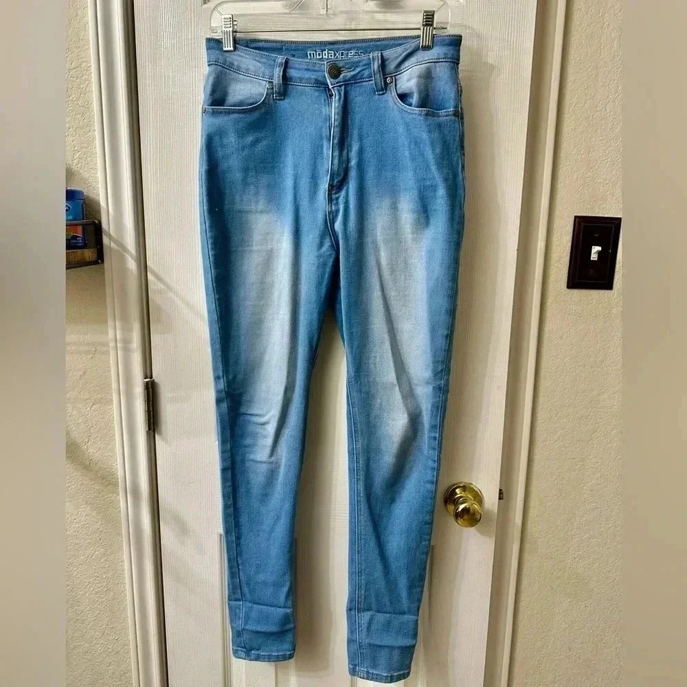 Women’s skinny‎ jeans